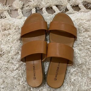 Women’s sandals gently worn
